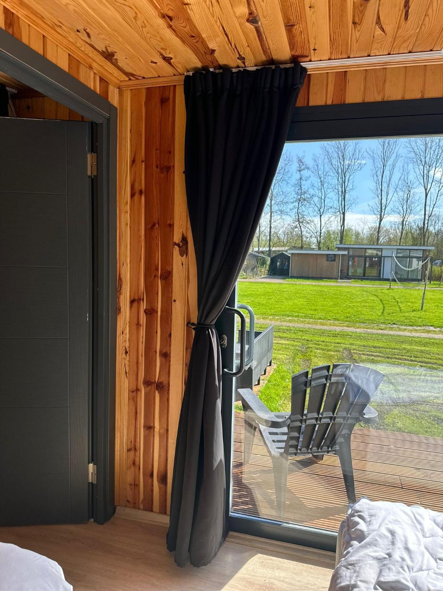 Luxe Tiny House Bij Het Leekstermeer Matsloot Dış mekan fotoğraf